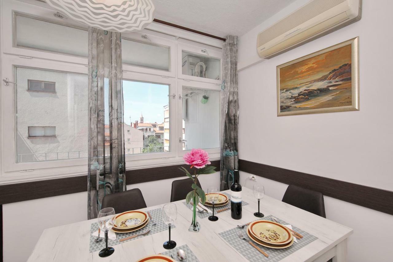 Apartman Lana In City Centre With Garage Zadar Exterior photo