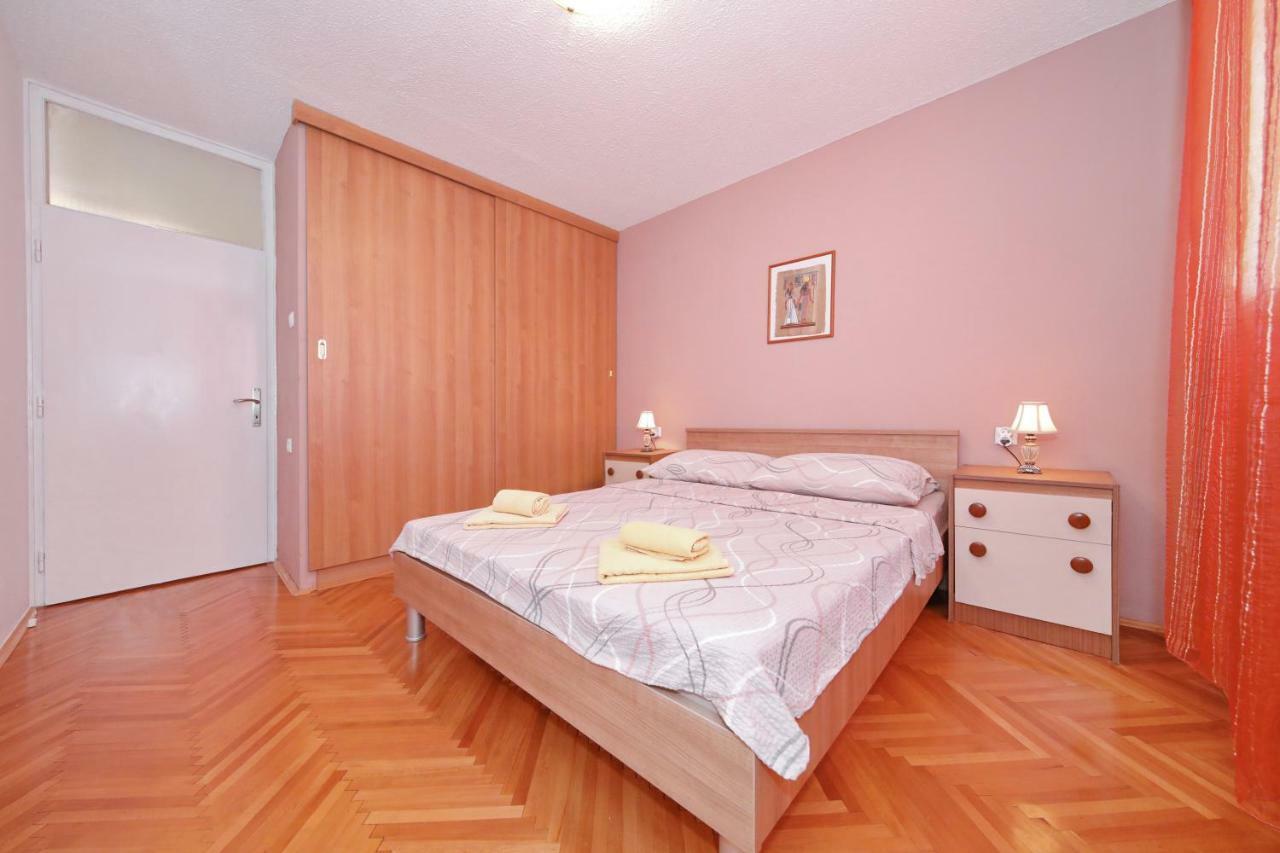 Apartman Lana In City Centre With Garage Zadar Exterior photo