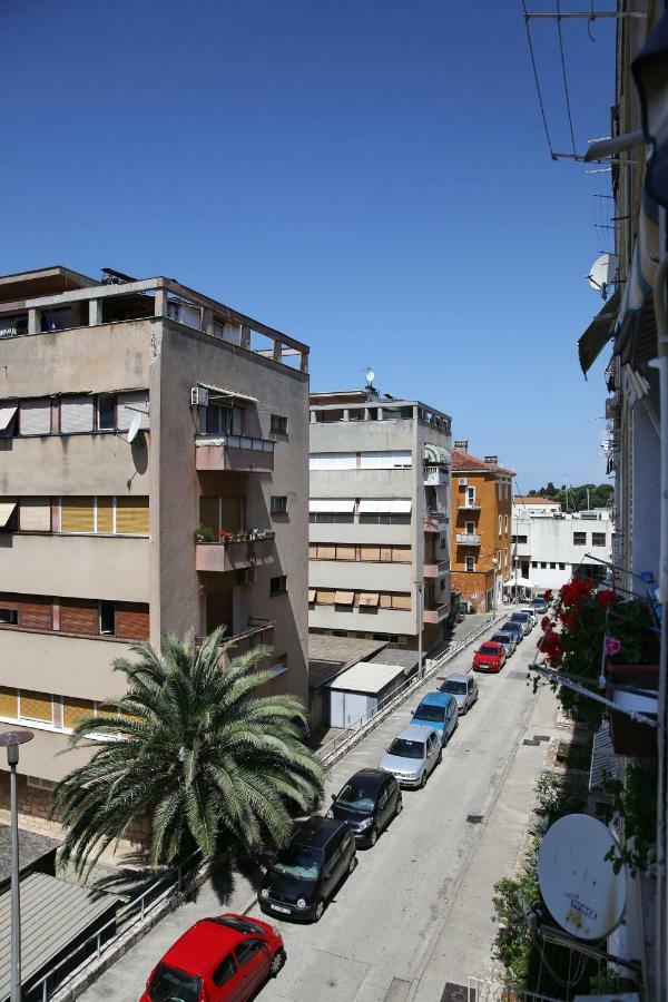 Apartman Lana In City Centre With Garage Zadar Exterior photo